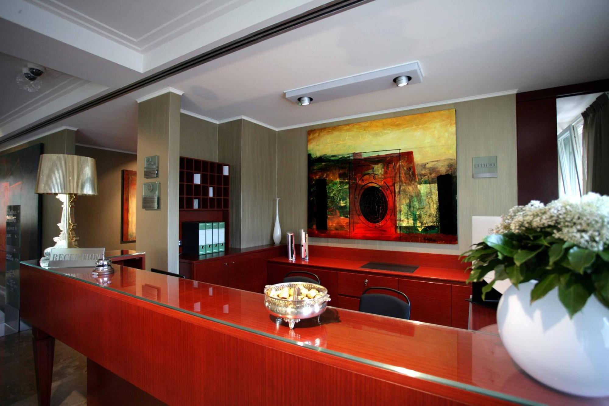 Hotel Palazzo Giordano Bruno à Nola Extérieur photo