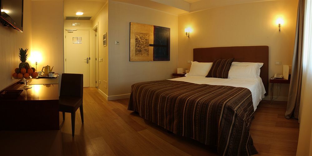 Hotel Palazzo Giordano Bruno à Nola Extérieur photo